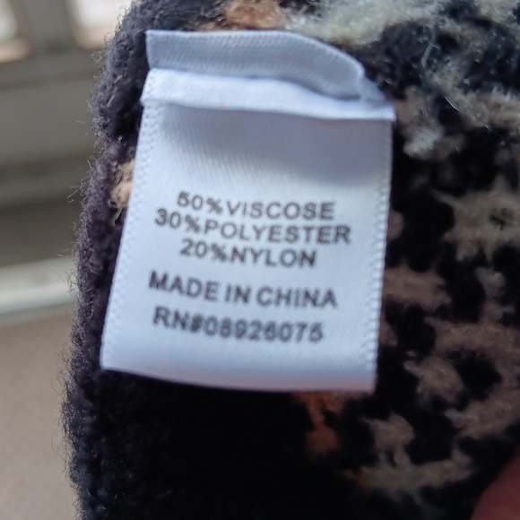 BIRCH NY sweater sz large cowl neck sift NWTs - Picture 12 of 12